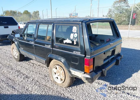1988 Jeep Cherokee Laredo из США, поврежденный, VIN 1JCMT784XJT144355